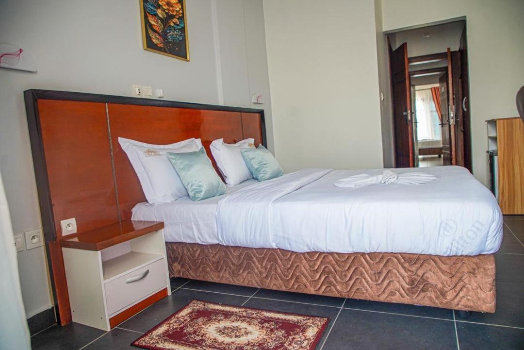 Yaoundé Cofe Hotel מראה חיצוני תמונה